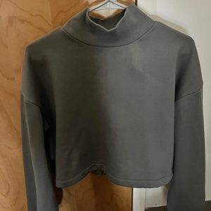 Oak+Fort Turtleneck cropped sweater